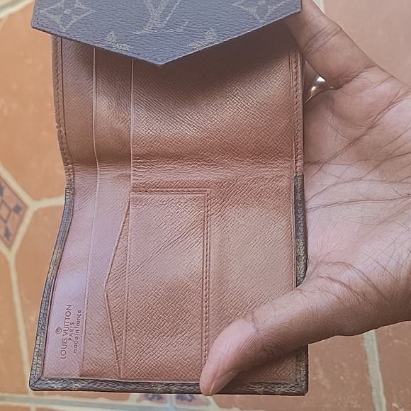 Louis vuitton foldable wallet - Picture 4 of 9